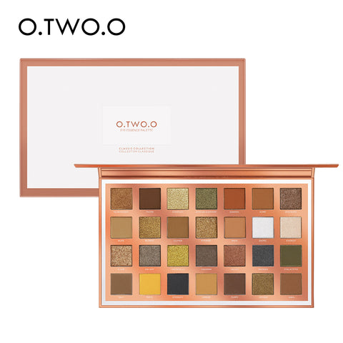 O.TWO.O Eye Essence Classic Eyeshadow Box